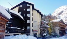 Hotel Adonis
